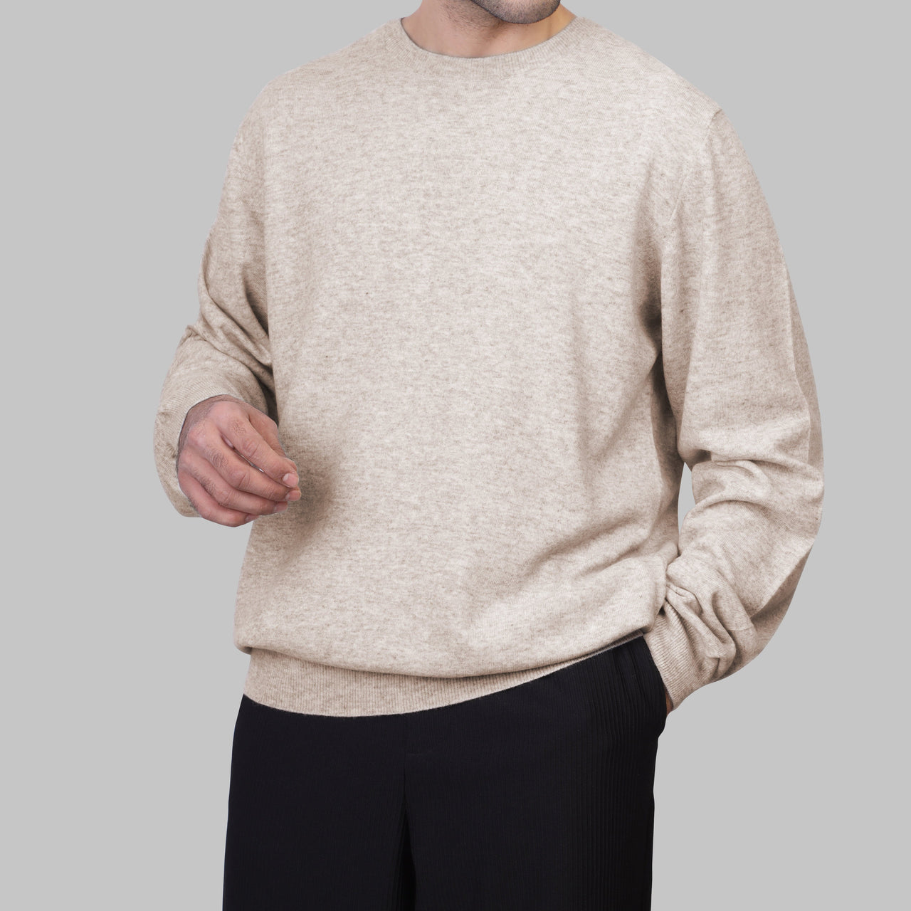 ROUND-NECK WOOL SWEATER- BEIGE