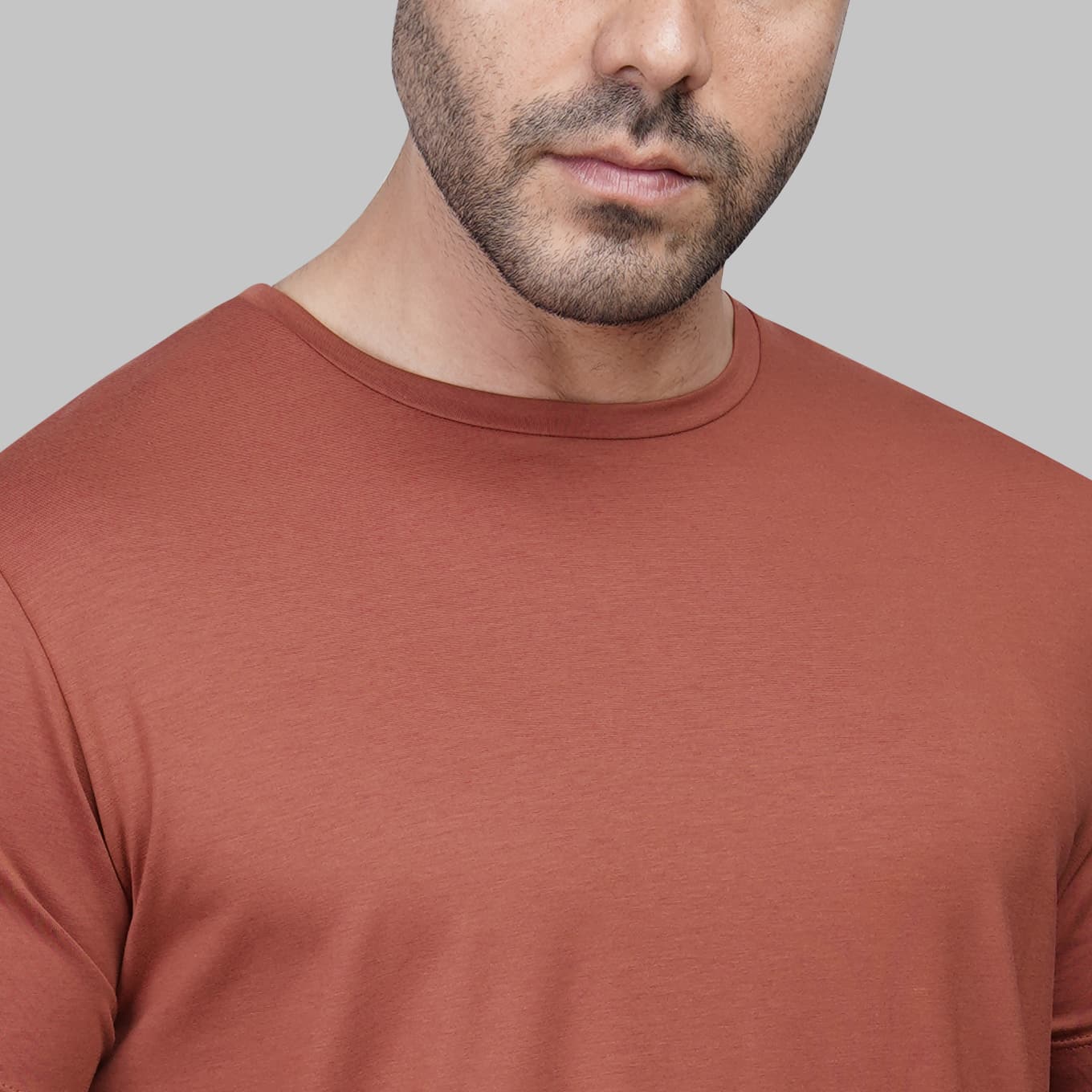 Shop Men's premium round-neck copper t-shirt Summer 2026 Dockland smart casual style - تسوق تيشرت رجالي صيفي احمر نحاسي برقبة مستديرة 2026 من دوكلاند مصر