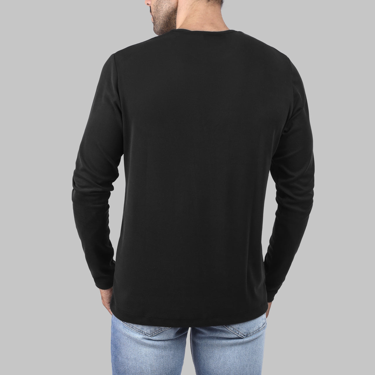 PREMIUM ROUND-NECK LONG-SLEEVE T-SHIRT  - BLACK